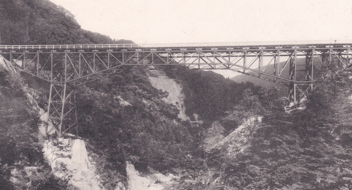 ���g�S�� (�摜�T�C�Y: 1129�~611 327kB)