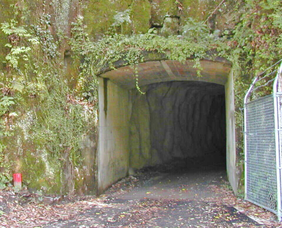 Re: 矩形断面隧道について，少し微妙ですが (画像サイズ: 958×776 119kB)